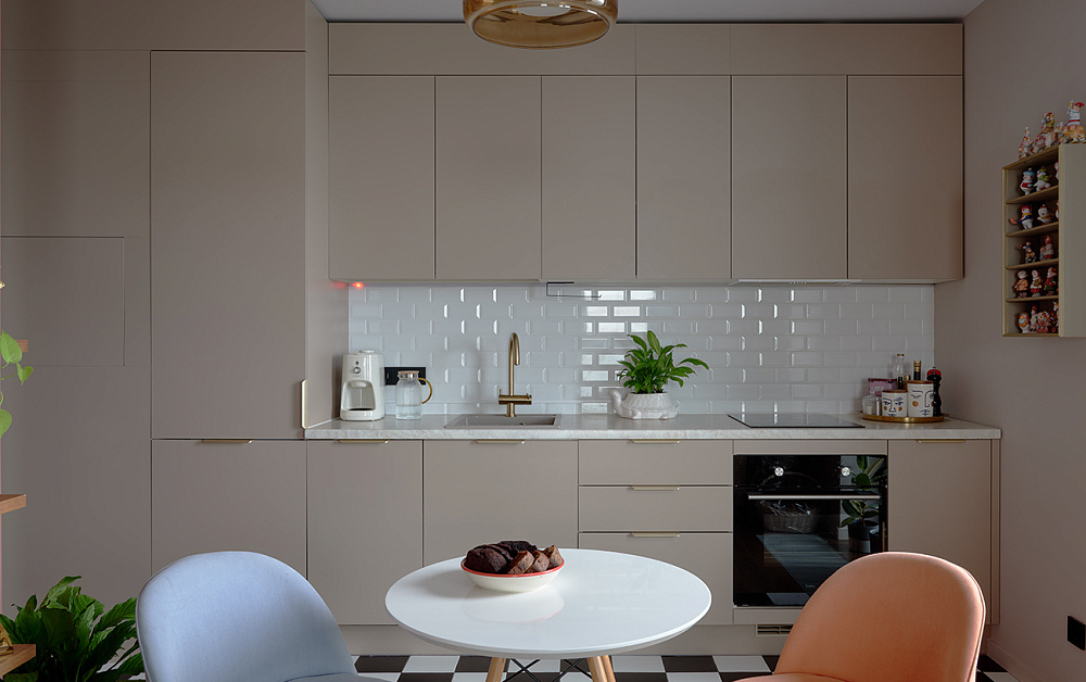 Шкафы и кухня Стоун Колор для однушки с круговой планировкой